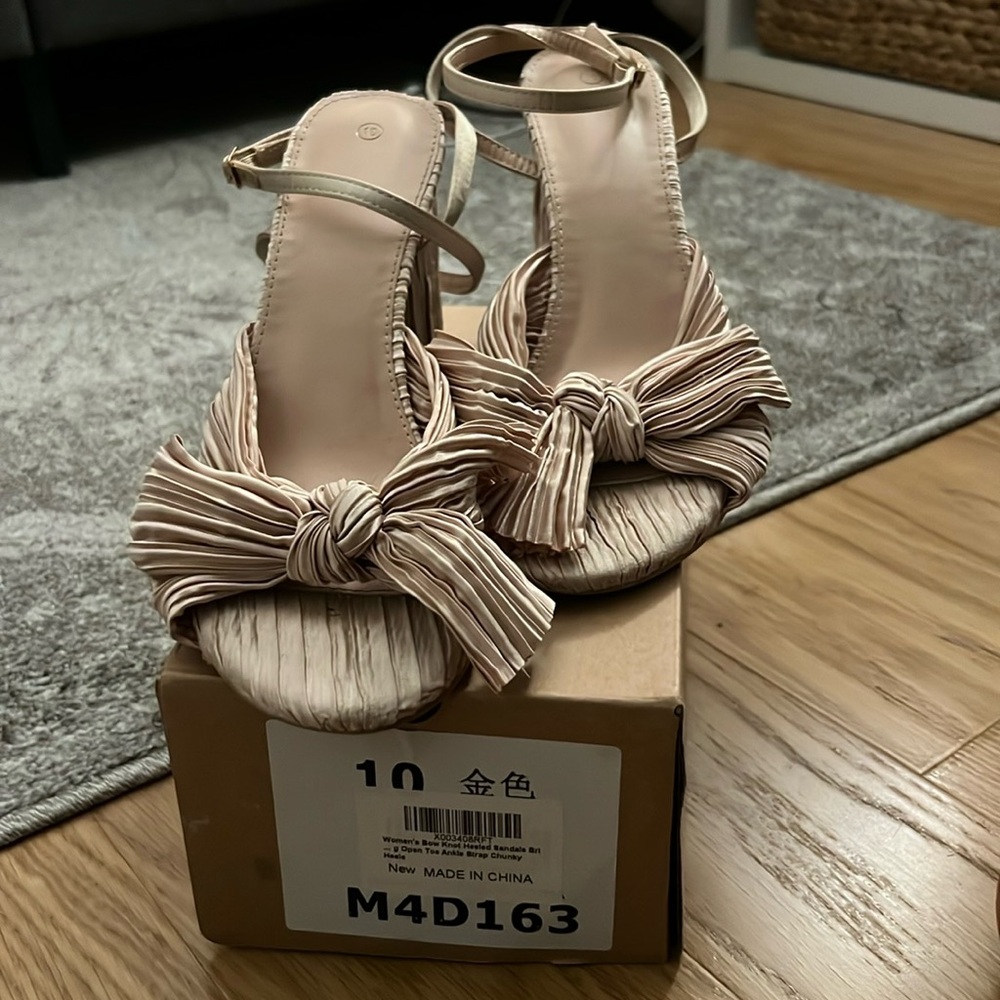 Gold satin bow heel